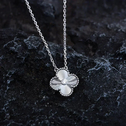 Miro CLOVER  15MM DIAMOND LASER NECKLACE SILVER
