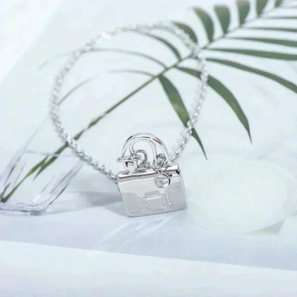 Miro AMULETTE PEDANT SILVER NECKLACE