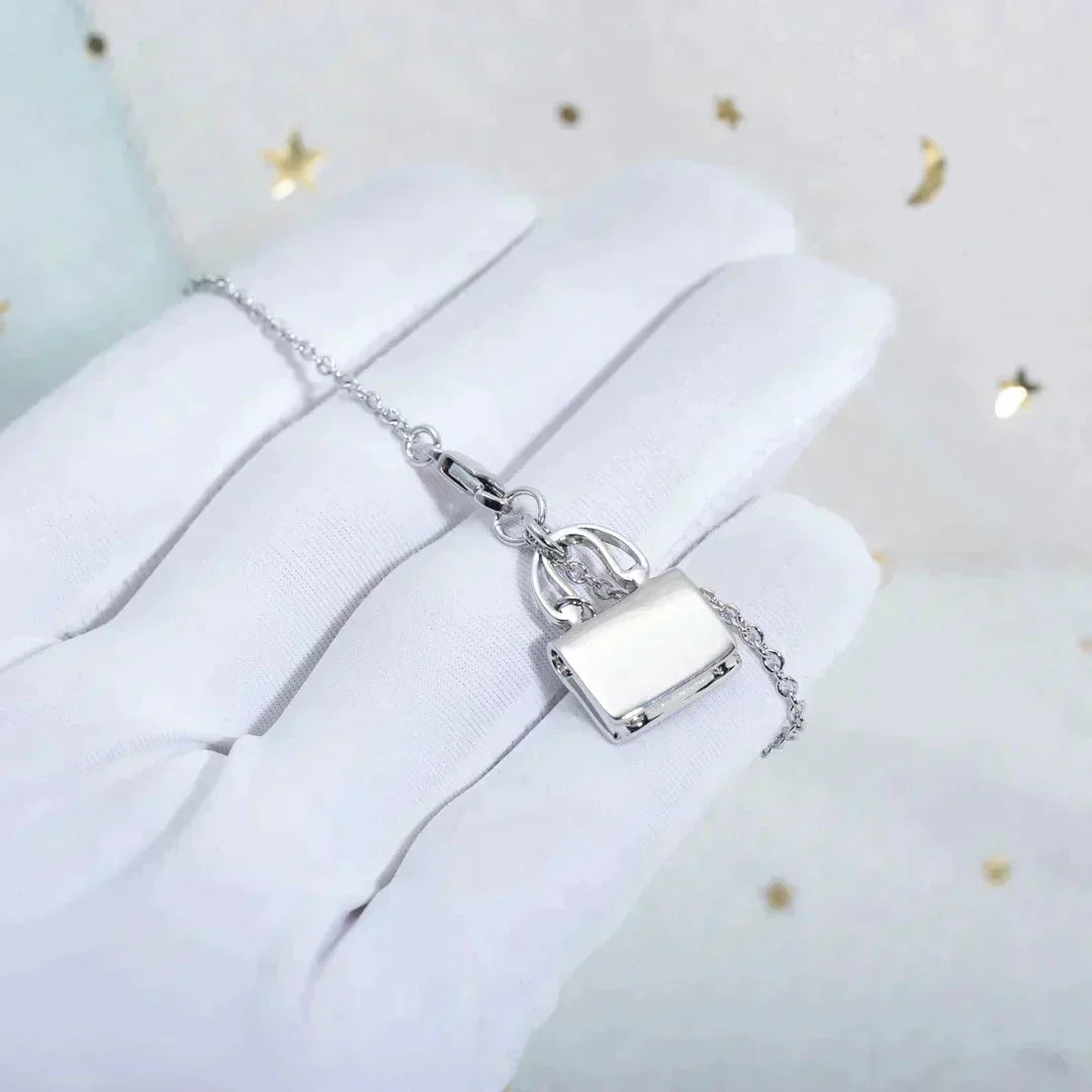 Miro AMULETTE PEDANT SILVER NECKLACE