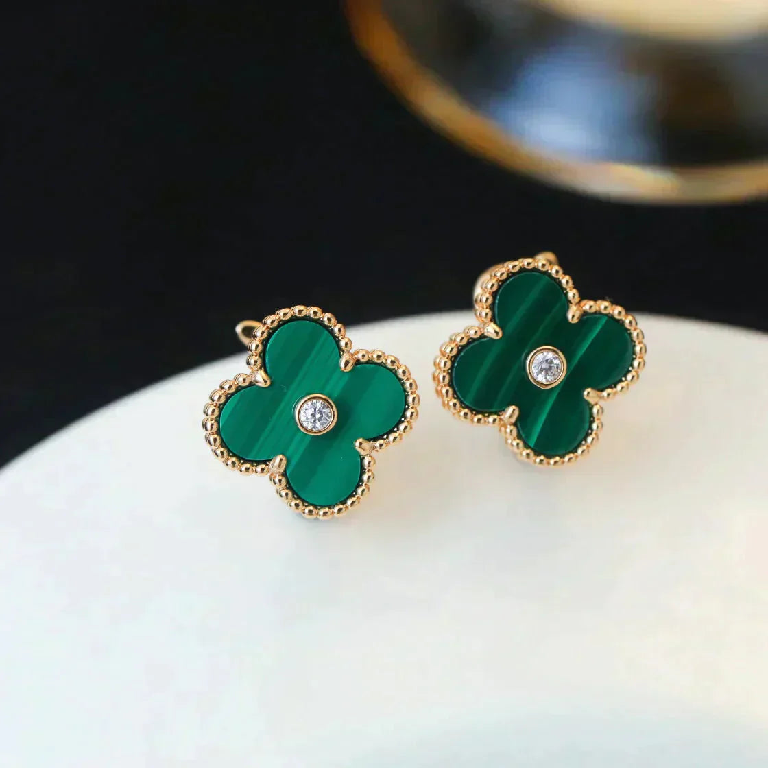 Miro CLOVER MEDIUM 1 MOTIFS MALACHITE DIAMOND EARRINGS