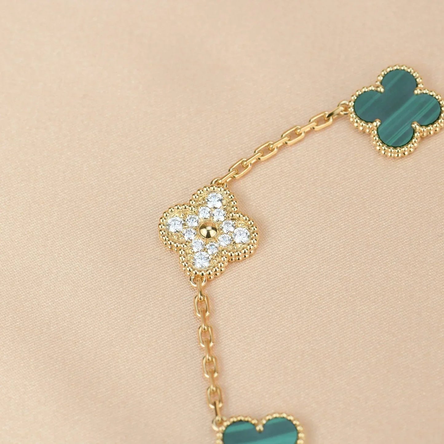 [Miro ]New  CLOVER 5 MOTIF MALACHITE BRACELET COLLECTION