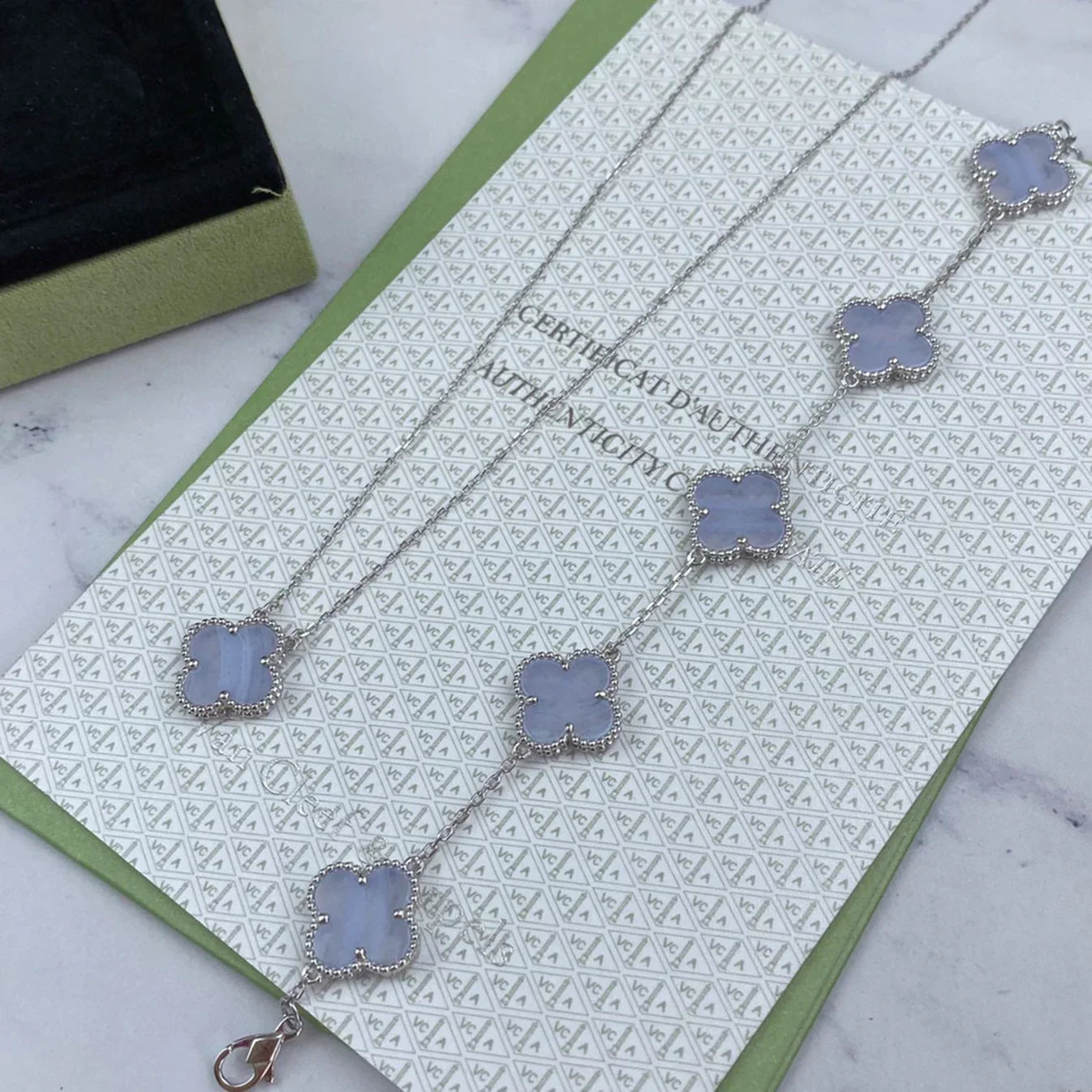 [Miro ]New  CLOVER 5 MOTIF PURPLE CHALCEDONY BRACELET COLLECTION
